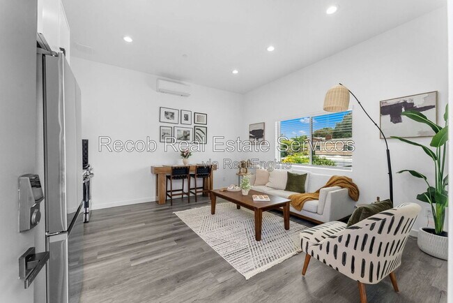 Foto del edificio - 5254 Adams Ave