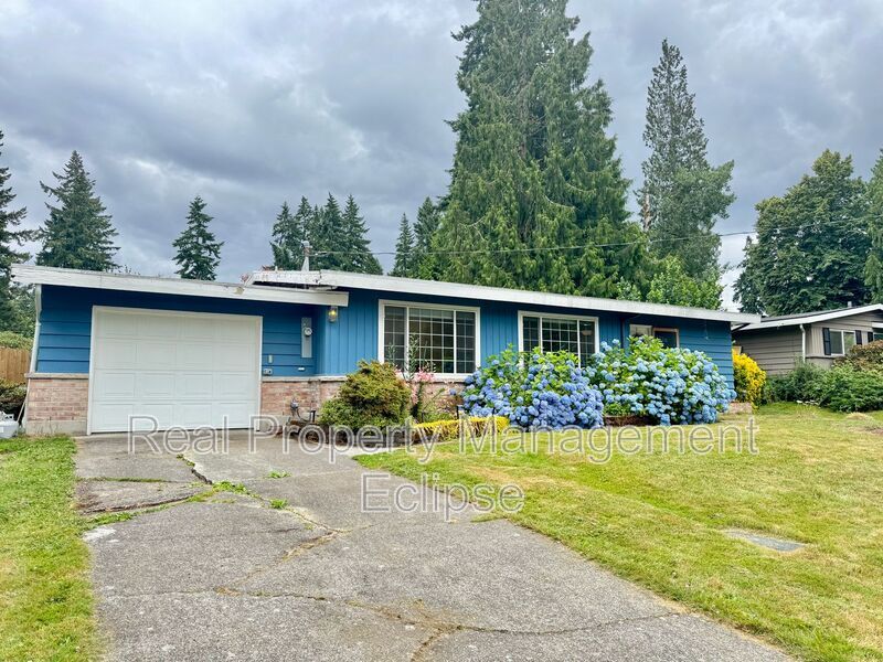 Foto principal - 1218 165th Ave SE