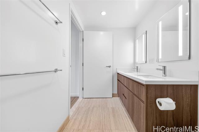 Foto del edificio - 1500 Rycroft St