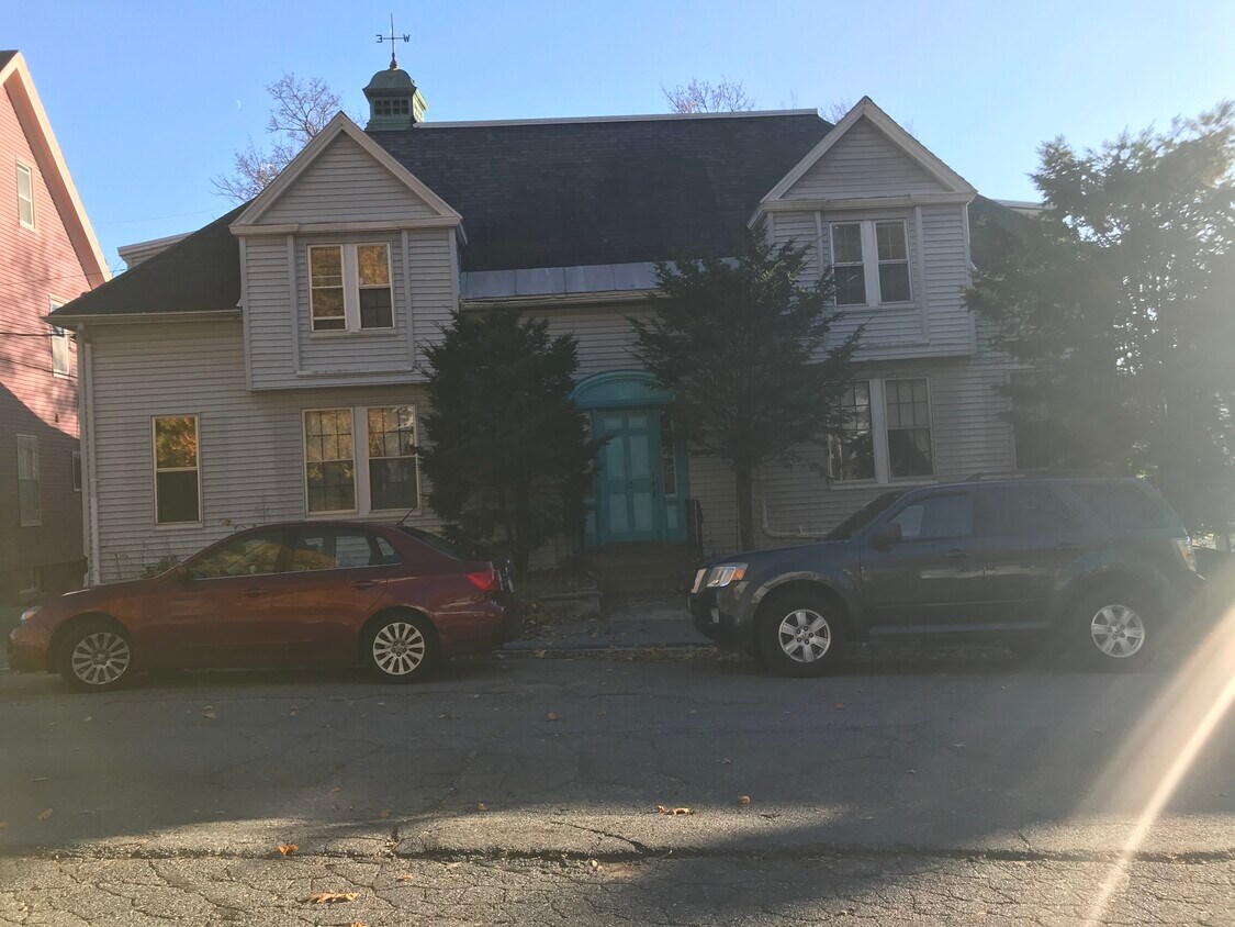 12 Prince St Unit First Floor, Fitchburg, MA 01420 Apartments in