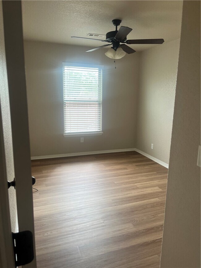 Foto del edificio - 3446 Cherry Knoll Cir