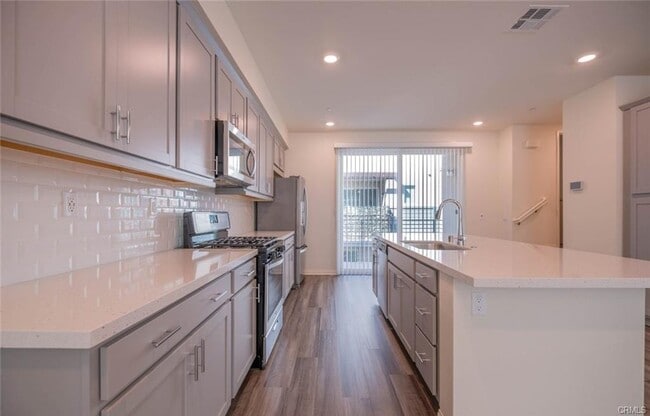 Building Photo - 20625 Desert Ash Ln