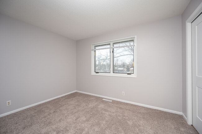 2nd story bedroom 2 - 3809 Gettysburg