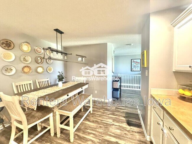 Foto del edificio - 832 SW Springfield Dr