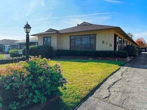 Building Photo - 215 S Baldwin Ave