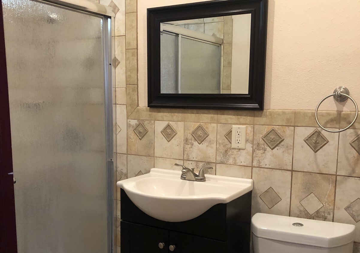 Foto del edificio - 2318 W 115th St