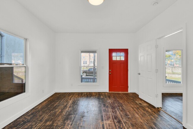 Building Photo - 109 N Denver Ave