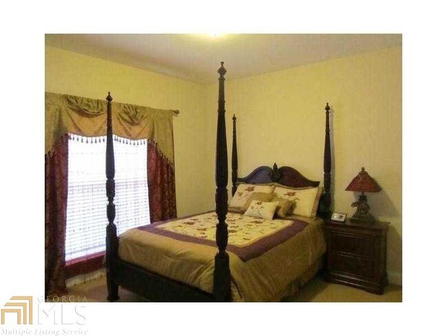 Foto del edificio - 7129 Belcrest Dr