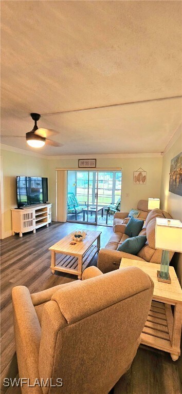 Foto del edificio - 8740 Lueck Ln