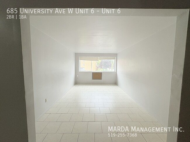 Building Photo - BRIGHT & SPACIOUS 2 BED/1 BATH APARTMENT -...