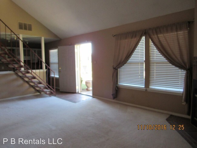Building Photo - 6804 NW Willow Springs Dr