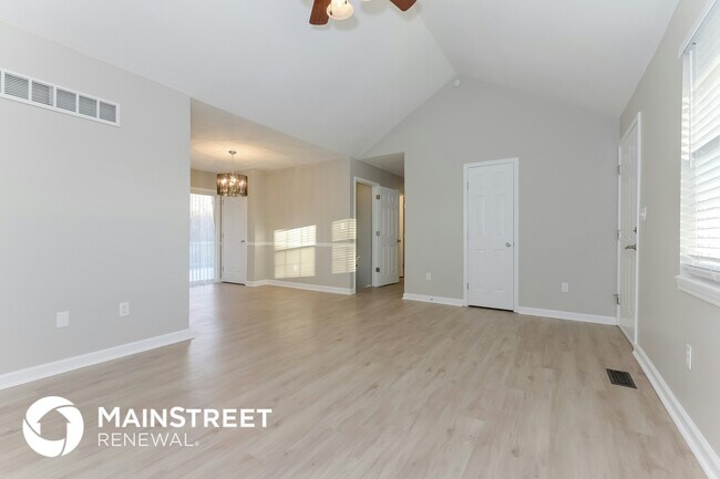 Foto del edificio - 1630 S Whitney Dr