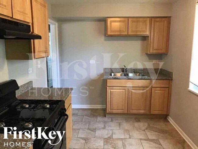 Foto del edificio - 17541 Greenbay Ave