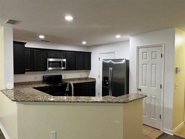 Building Photo - 2557 Aventurine St