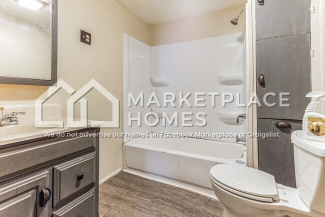 Foto del edificio - 1445 5th Ave