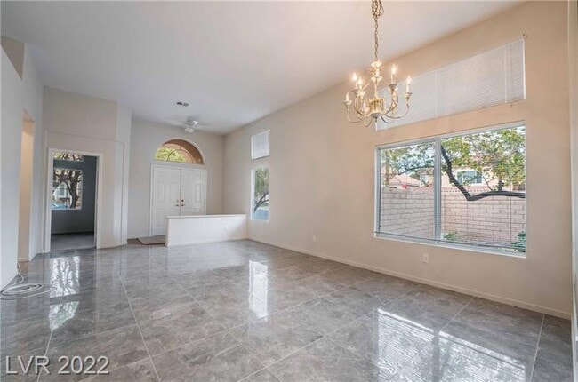 Foto del edificio - 8043 Shadowvale Dr