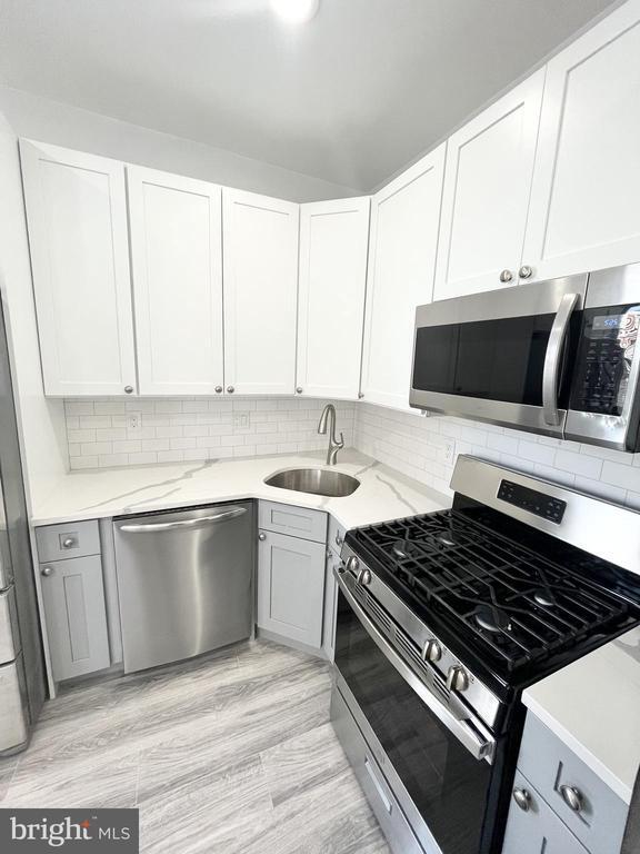 Building Photo - 714 W Ritner St