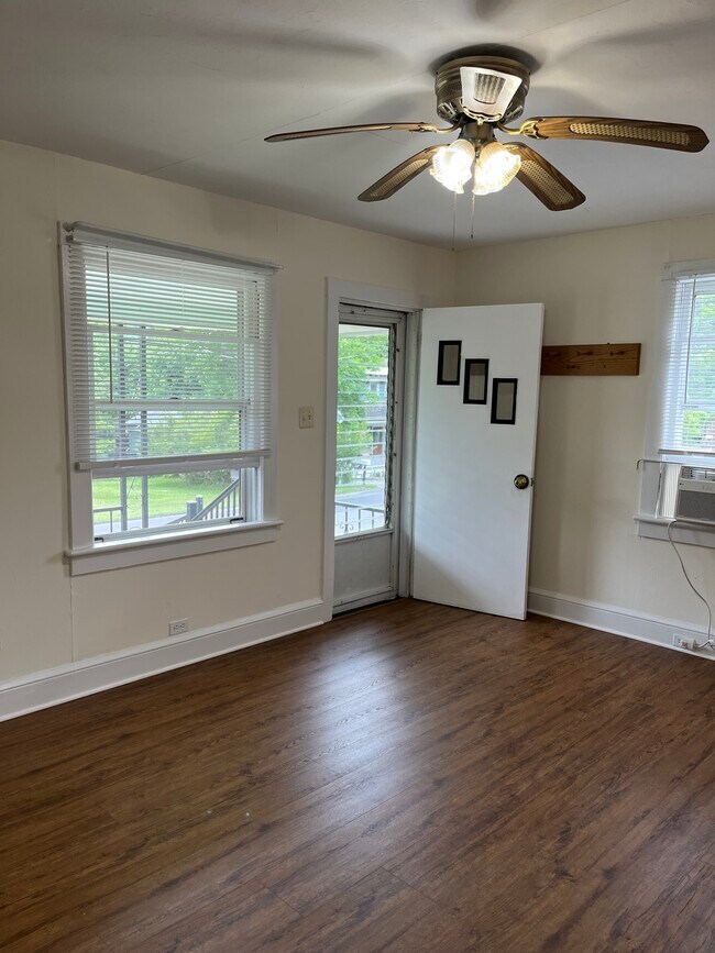 Foto del edificio - 1314 Coolbaugh St