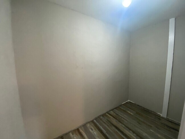 Foto del edificio - 265 C St