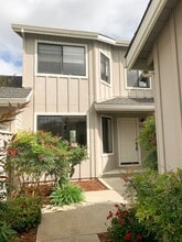 Building Photo - 840 Duffin Dr