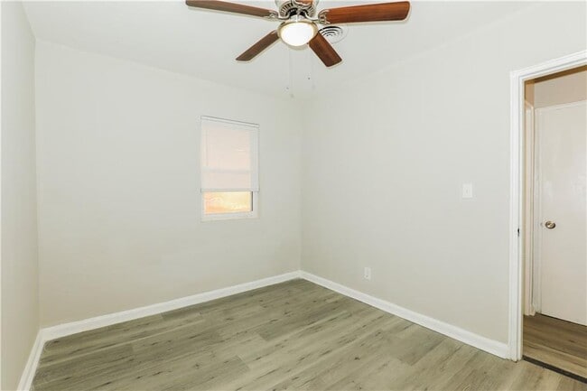 Building Photo - 2825 Belvedere Ln