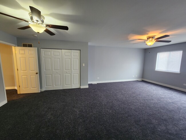 Master Bedroom - 2605 E Hammond Ave