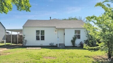 Building Photo - 13 S 69th E Ave