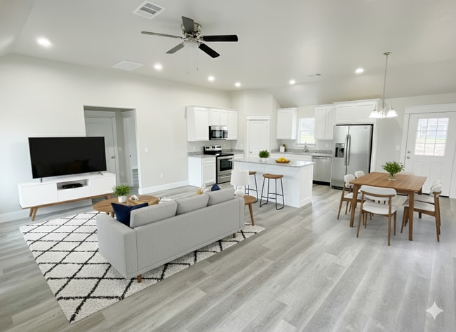 Building Photo - Cute home near the casino