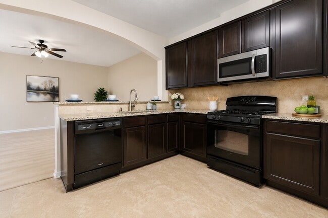Building Photo - 1602 Grable Cove Ln