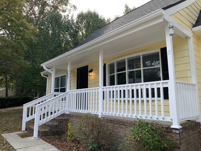 Building Photo - Single Family Home in Crowfield (NOW INCLU...