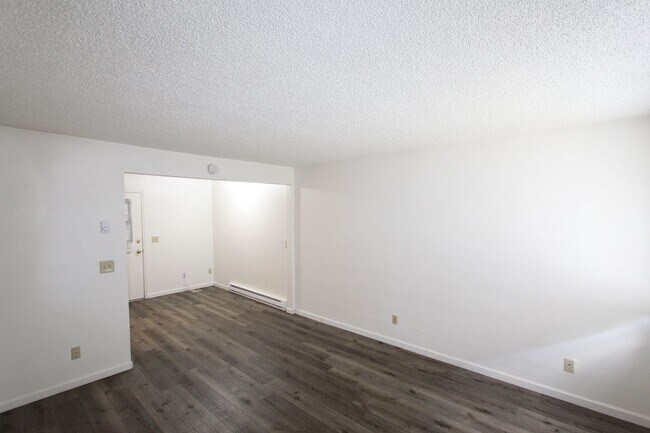 Photo - 2110 N. East St. Apartment