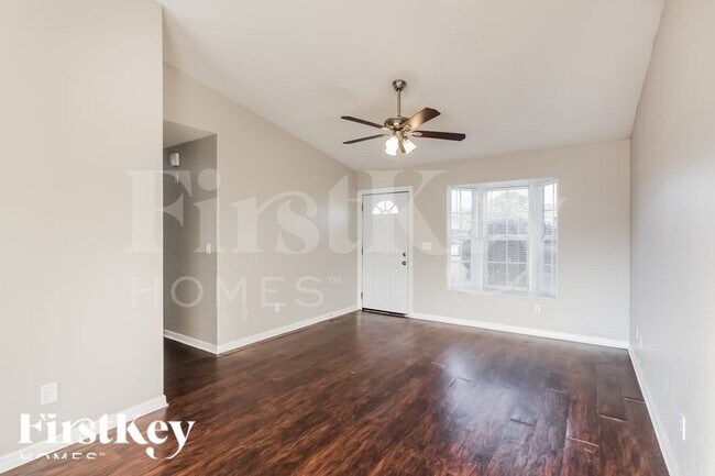 Foto del edificio - 18525 Sebring Rd