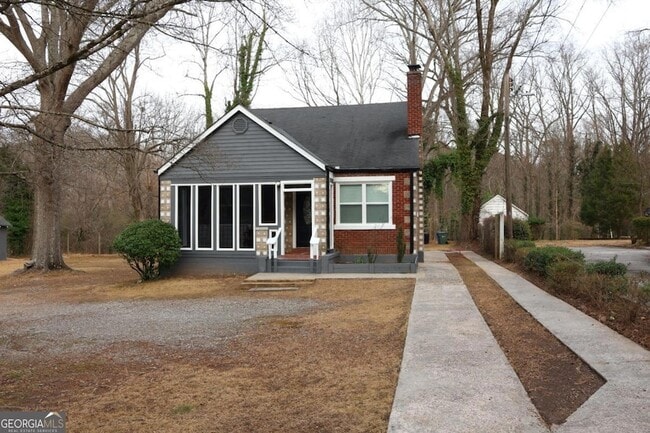 Photo - 1526 Childress Dr SW House