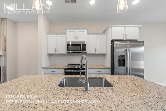 Building Photo - New Construction Modern Home With Open Floor Plan, Whte Cabintery and Primary Bedroom Suite