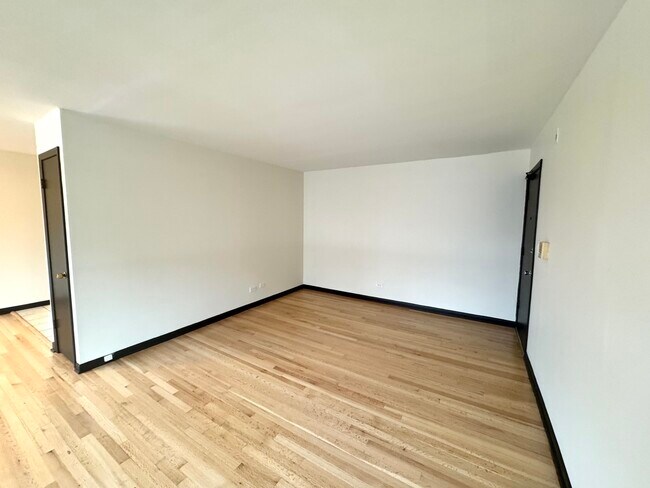 Foto del edificio - 424 Elgin Ave