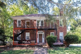 Building Photo - 1351 Oxford Rd NE