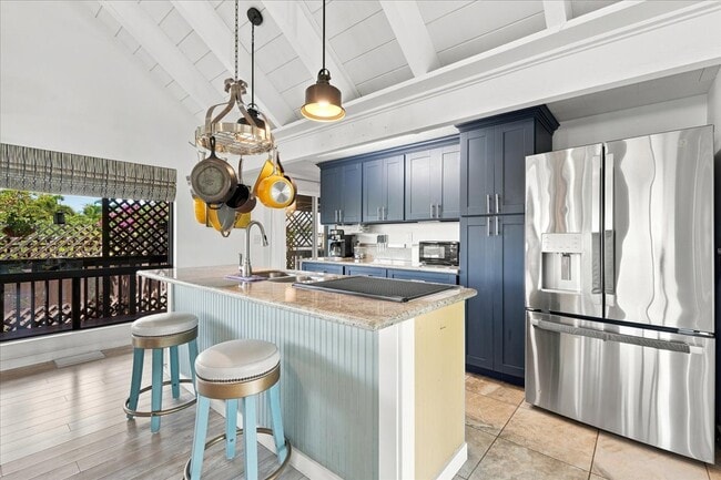 Building Photo - 3161 Mapu Dr