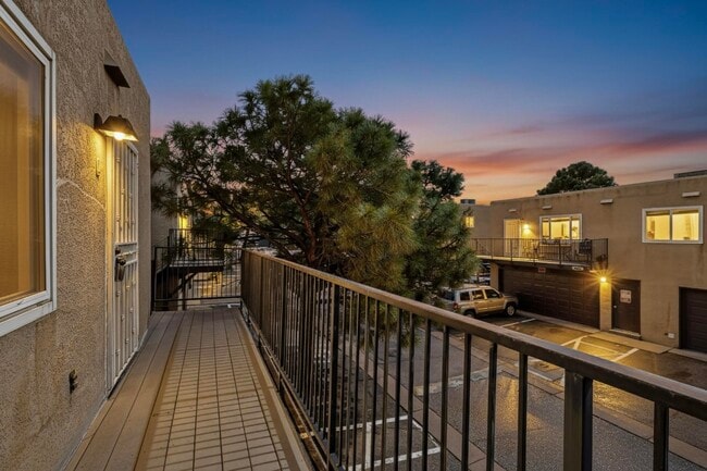 Building Photo - 12007 Stilwell Pl NE