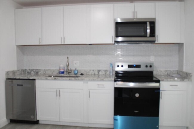 Foto del edificio - 6101 Dublin Dr