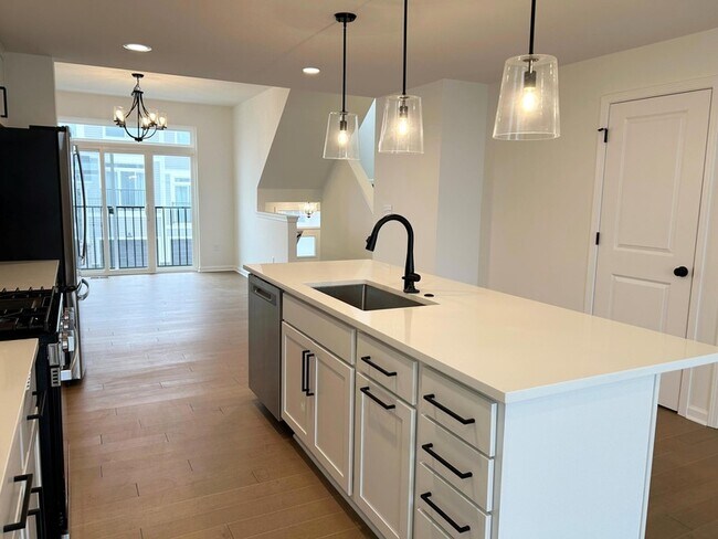 Building Photo - 2774 Bristol Rdg Dr