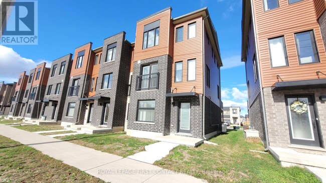 Building Photo - 31 Fairlane Ave