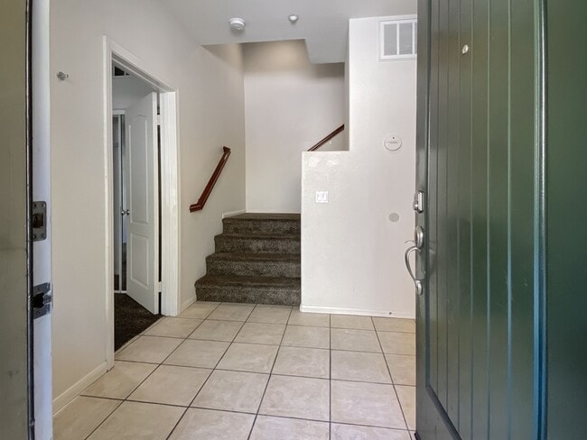 Building Photo - 209 Marquette Ave