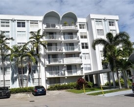 Building Photo - 488 NW 165th St