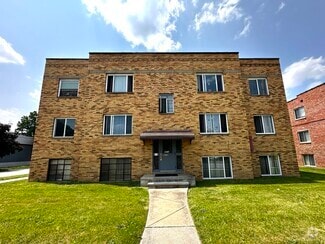 Building Photo - 4200 Ridge Rd