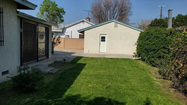 Foto del edificio - 7006 Alcove Ave