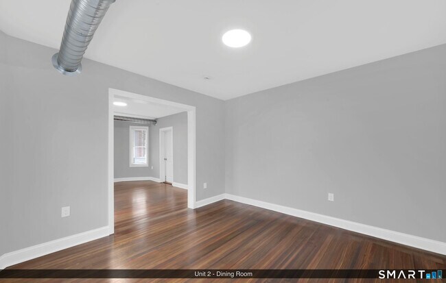 Building Photo - 144 Madison St