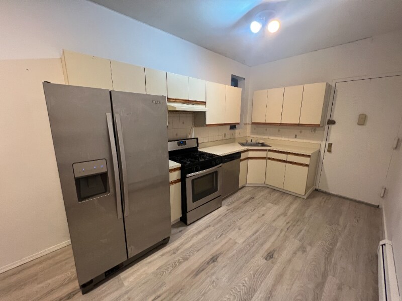 Primary Photo - 510 Ocean Pkwy