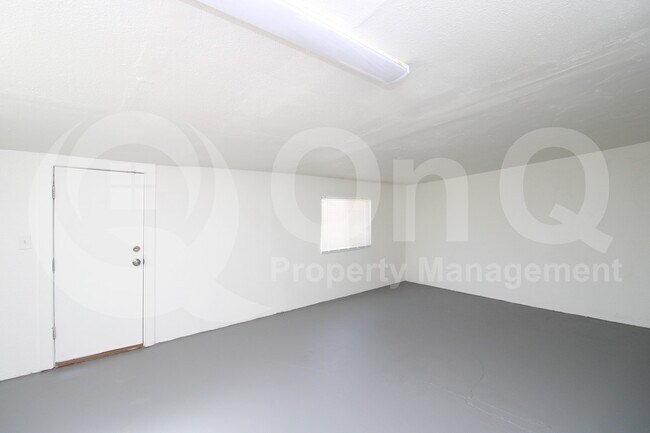 Photo - 2926 W McKinley St House