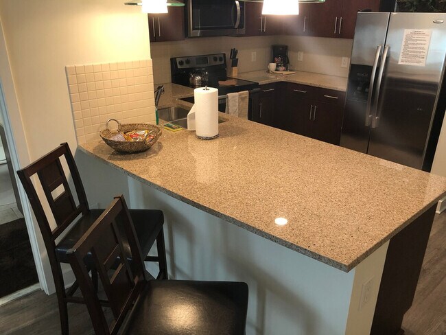 Building Photo - 320 S Church St