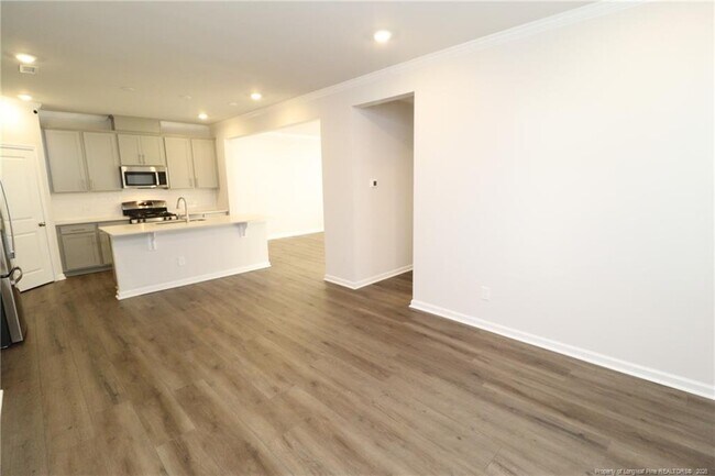 Building Photo - 1214 Rosefinch Dr